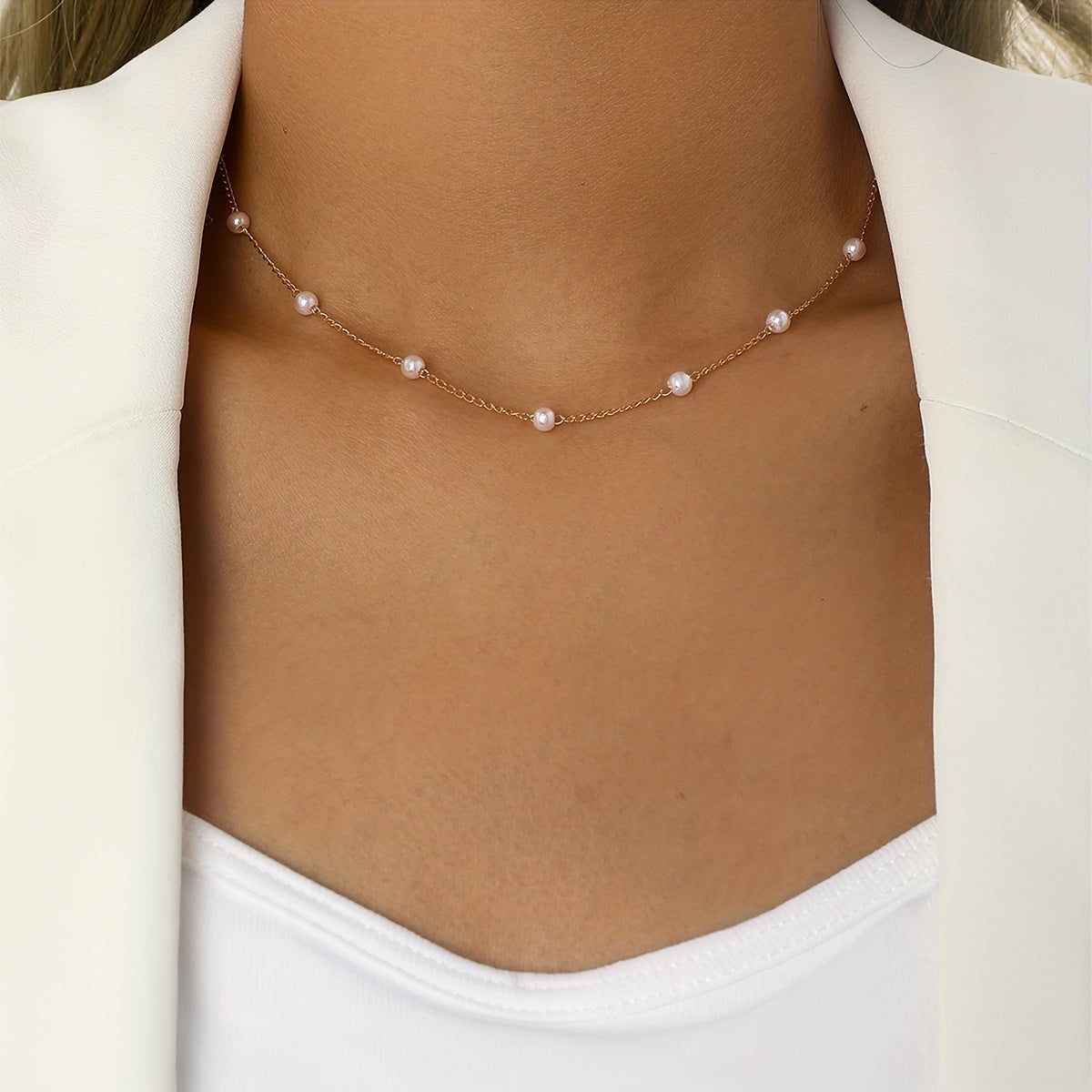 Collier De Perles D'imitation Minimaliste.